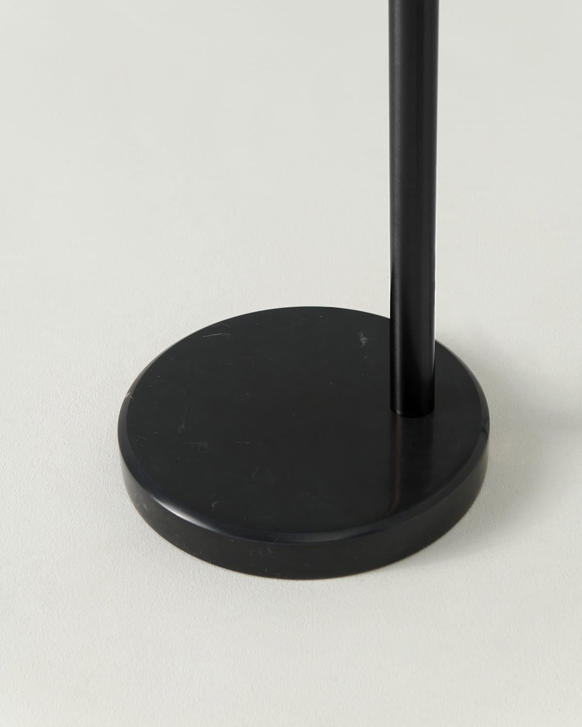 06 trilage black.jpg 06 trilage black.jpg
